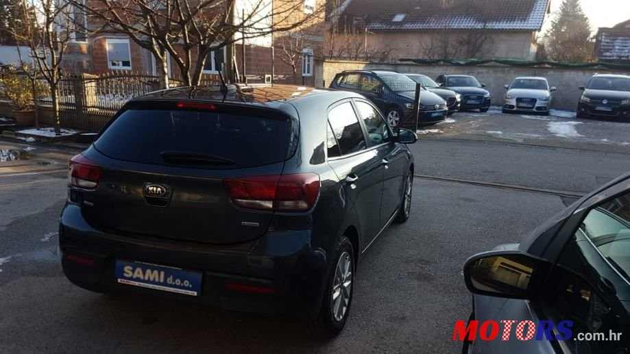 2017' Kia Rio photo #3