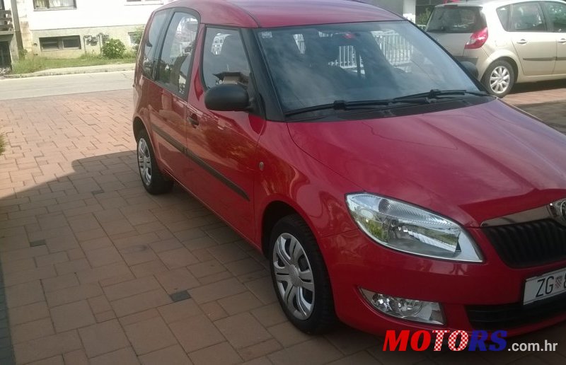 2012' Skoda Roomster photo #2