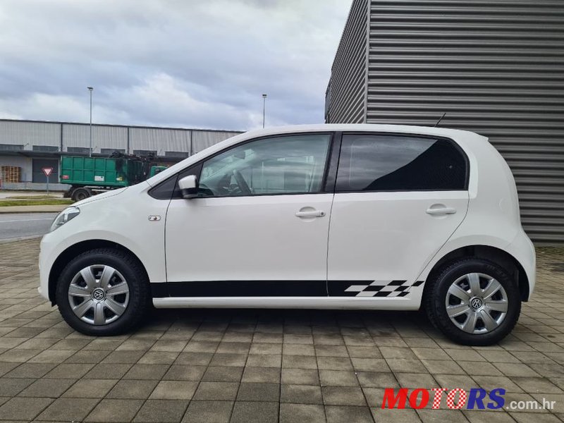 2015' Volkswagen Up! 1,0 Up! photo #2