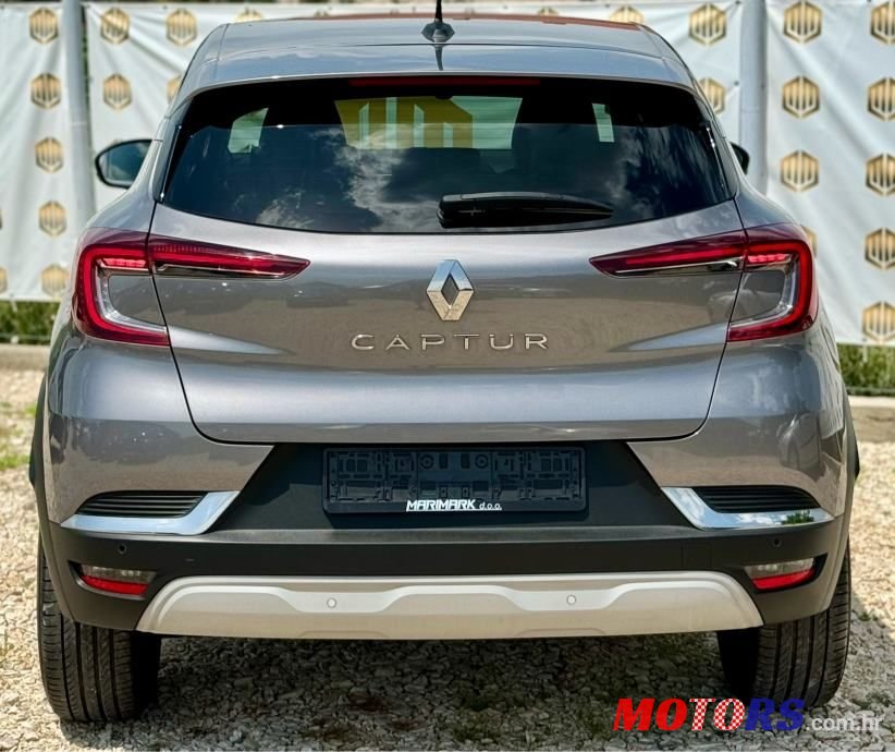 2021' Renault Captur Tce photo #5