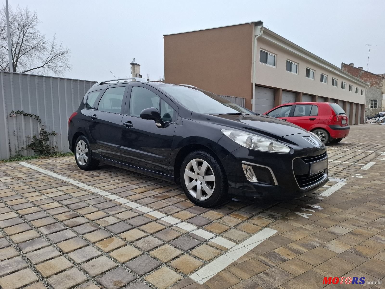 2012' Peugeot 308 Sw photo #3