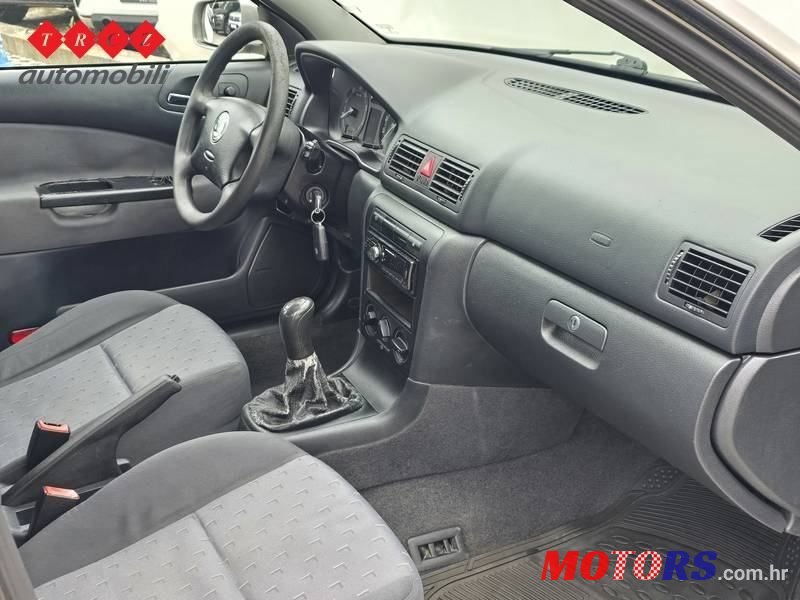 2006' Skoda Octavia 1.4 photo #5