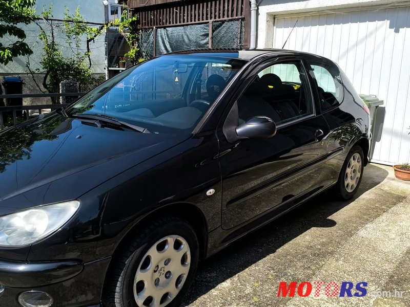 2006' Peugeot 206 photo #4