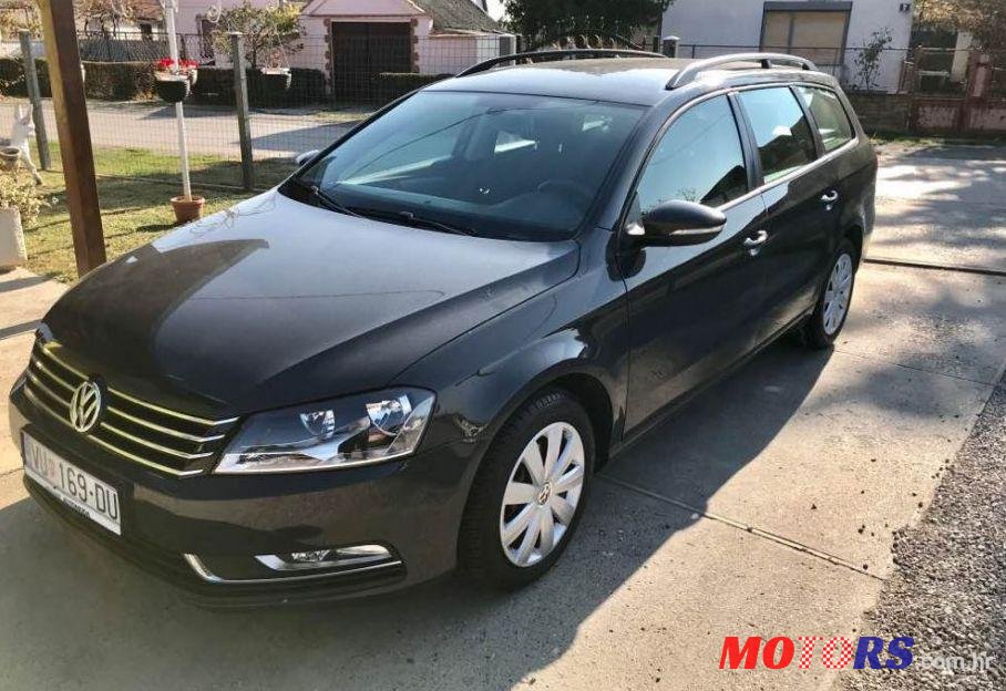 2012' Volkswagen Passat Variant 1,6 Tdi Bmt photo #1