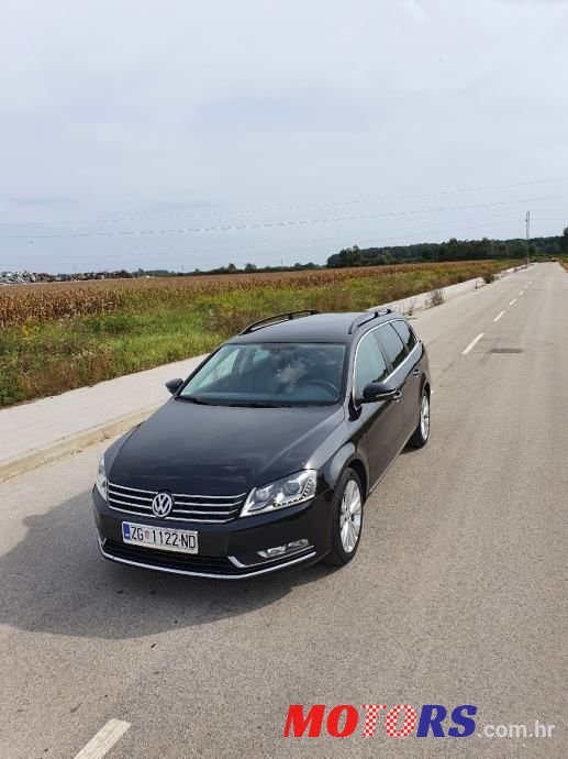 2014' Volkswagen Passat Variant photo #2