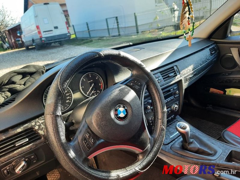 2009' BMW Serija 3 318D photo #4