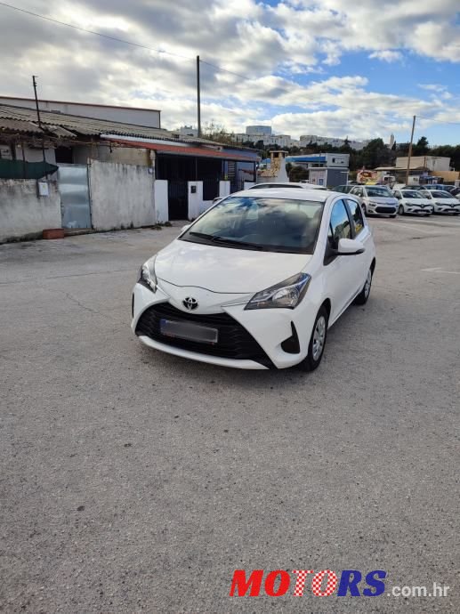 2020' Toyota Yaris 1,0 photo #2