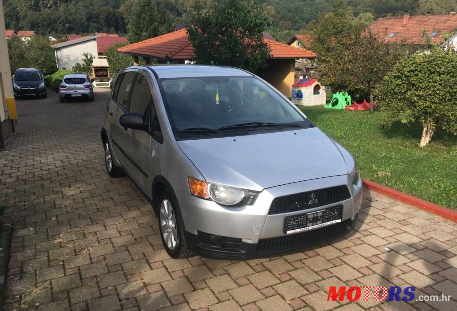 2010' Mitsubishi Colt 1,3 photo #1