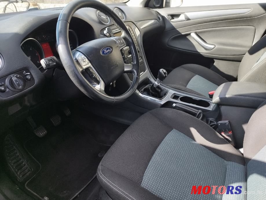 2014' Ford Mondeo Karavan photo #5