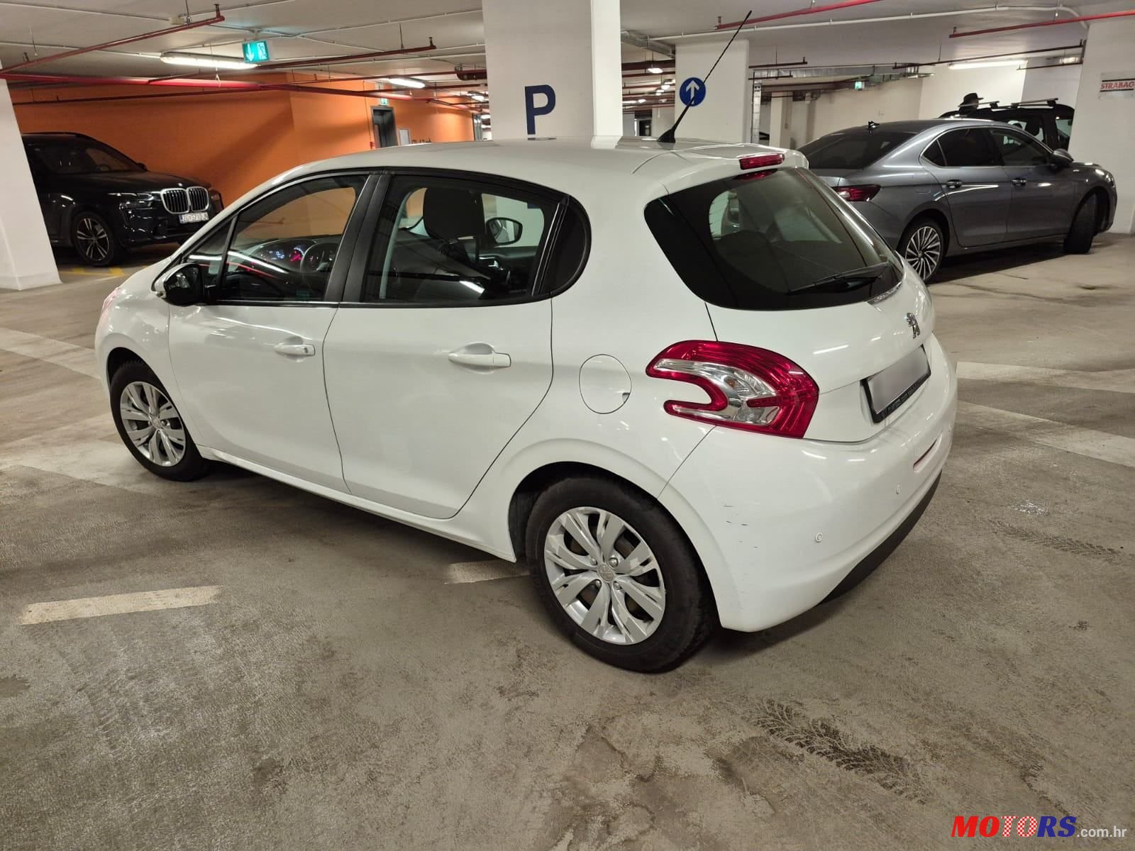 2013' Peugeot 208 1.4 Hdi photo #2