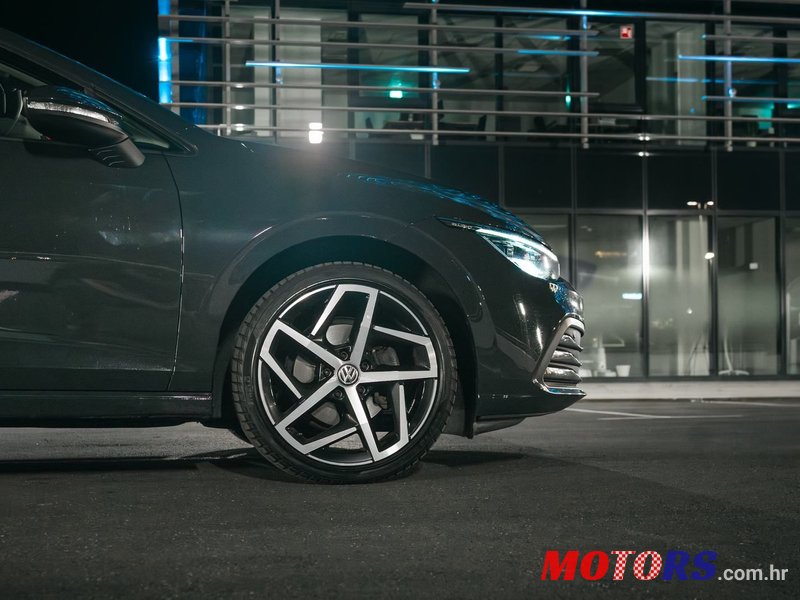 2020' Volkswagen Golf VIII 2,0 Tdi photo #6