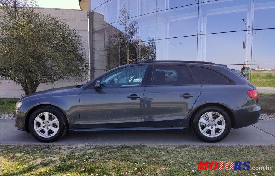 2010' Audi A4 Avant 2,0 Tdi photo #1
