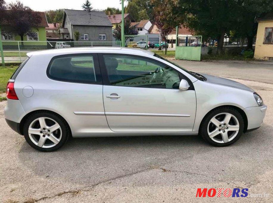 2006' Volkswagen Golf V 1,9 Tdi photo #1