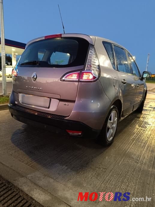 2013' Renault Scenic 1,5 Dci photo #2