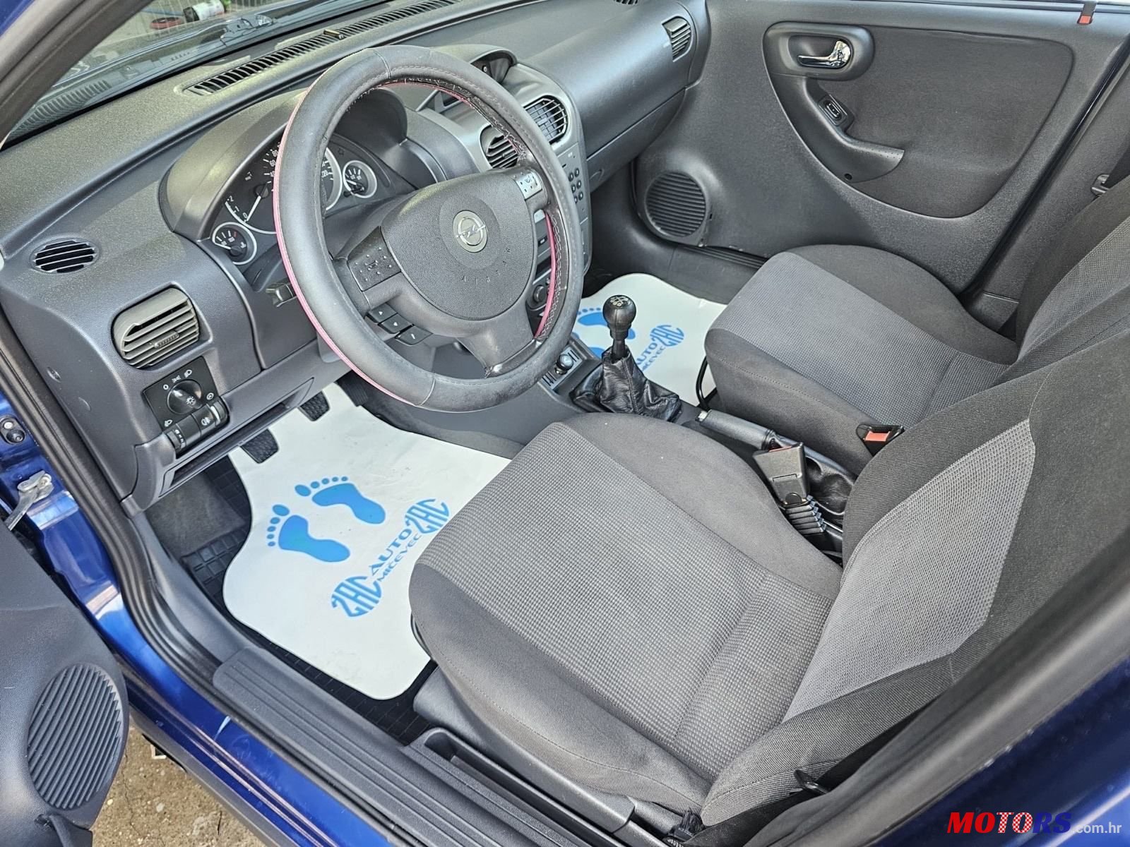 2005' Opel Corsa 1,2 16V photo #2