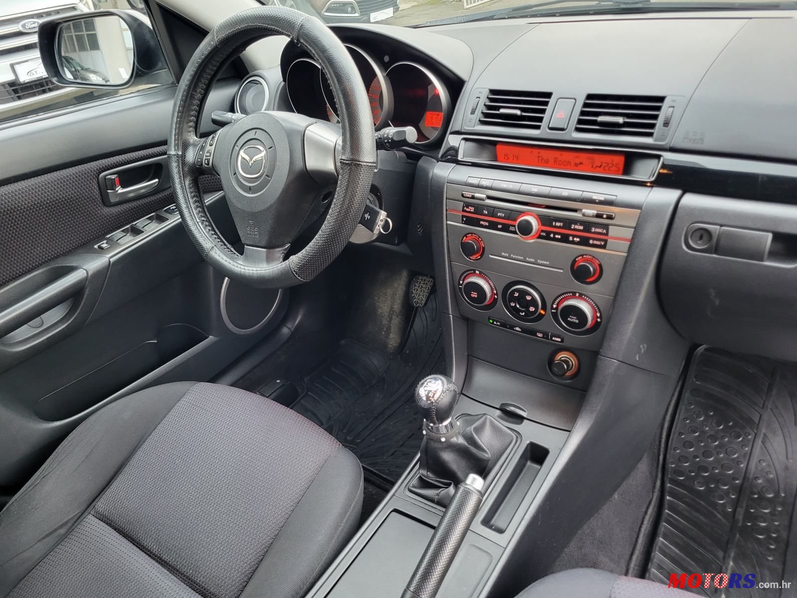 2008' Mazda 3 Cd110 Ce photo #2