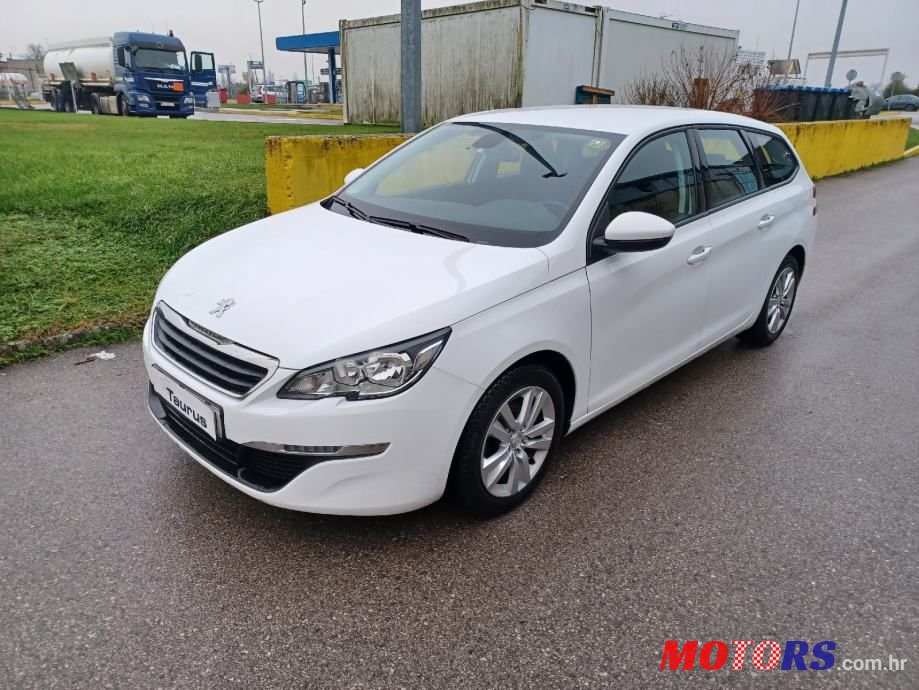 2017' Peugeot 308 Sw photo #3