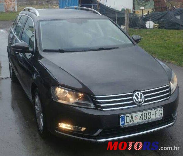 2012' Volkswagen Passat Variant photo #2
