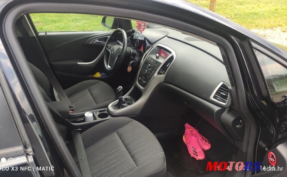 2010' Opel Astra 1,7 Cdti photo #5