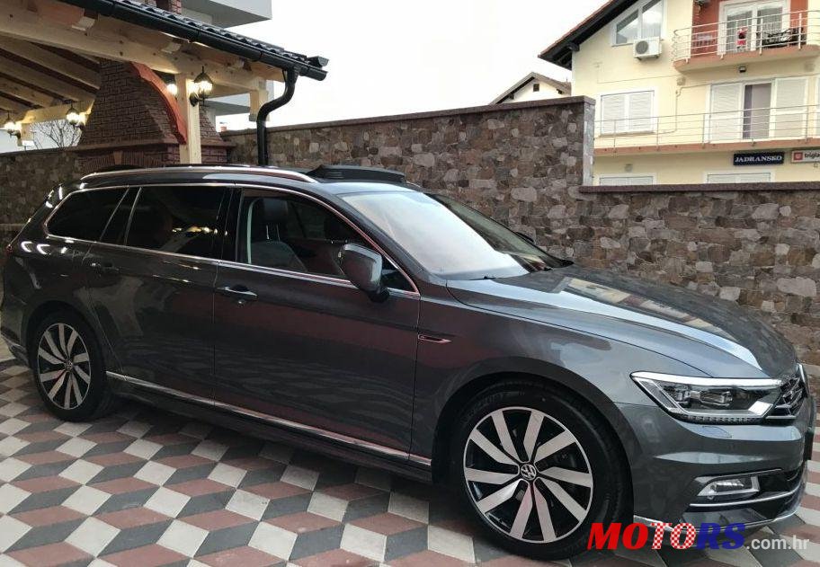 2015' Volkswagen Passat Variant photo #1