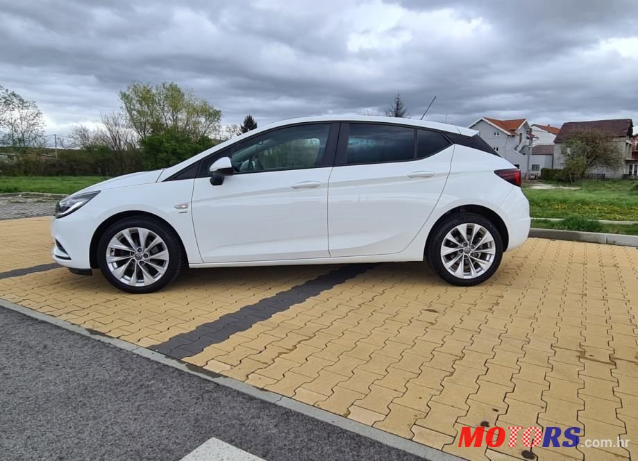 2019' Opel Astra 1,6 photo #4