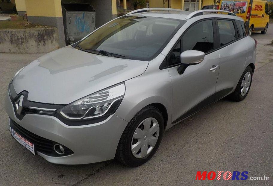 2013' Renault Clio photo #1