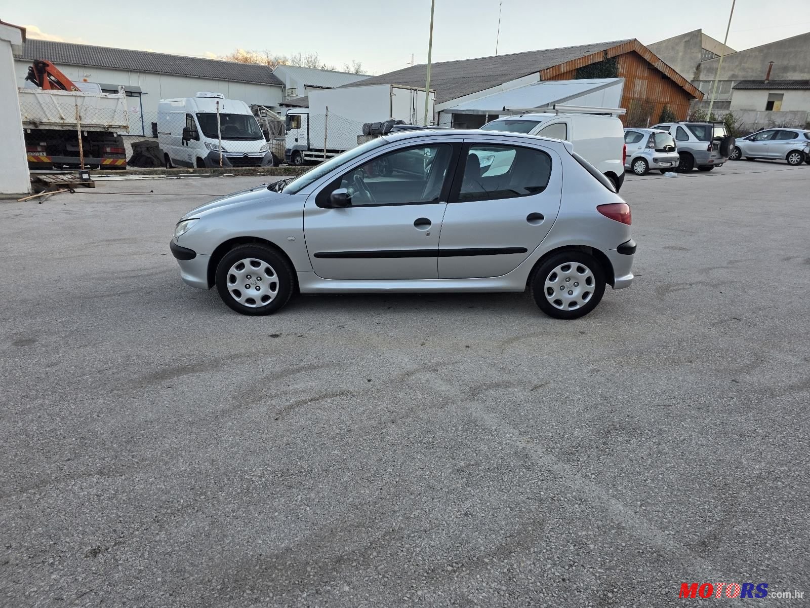 2009' Peugeot 206 206 1,4 photo #5