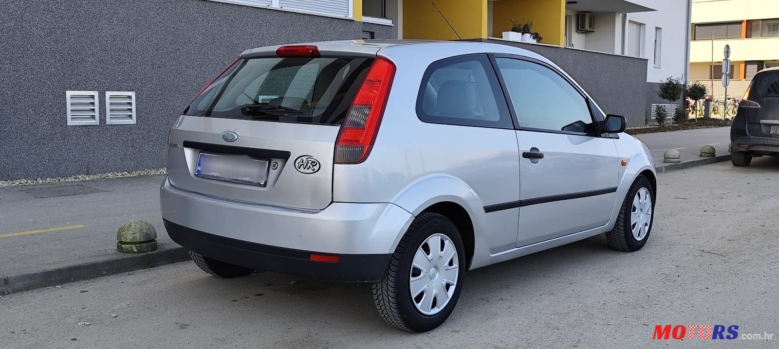 2012' Opel Astra Karavan photo #4