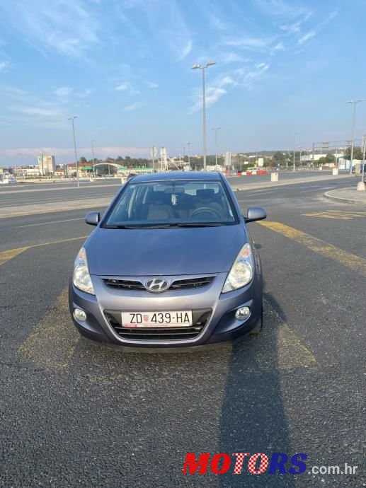 2012' Hyundai i20 1,2 photo #2