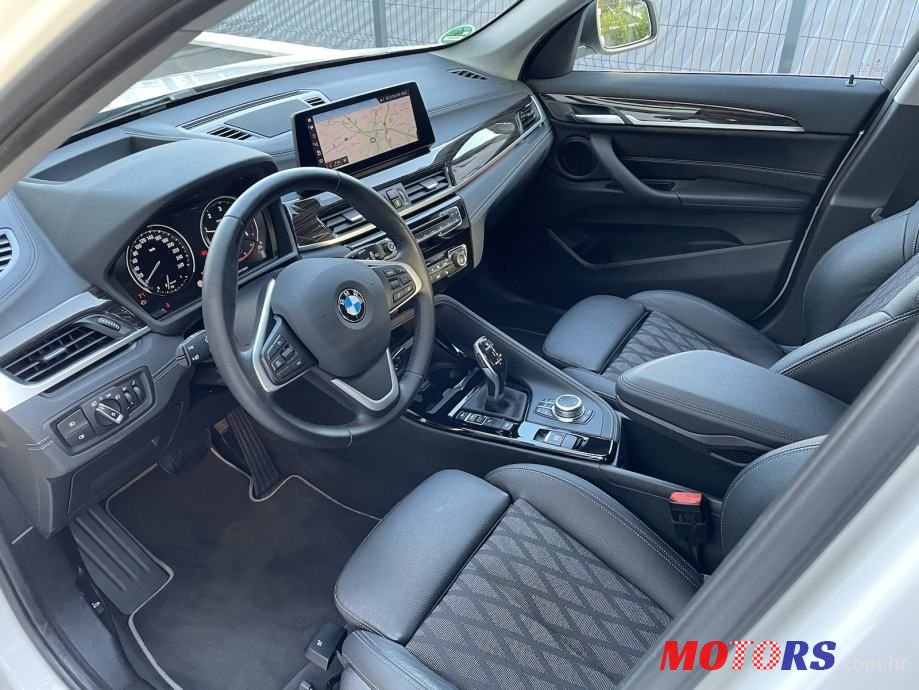 2021' BMW X1 Xdrive18D photo #6