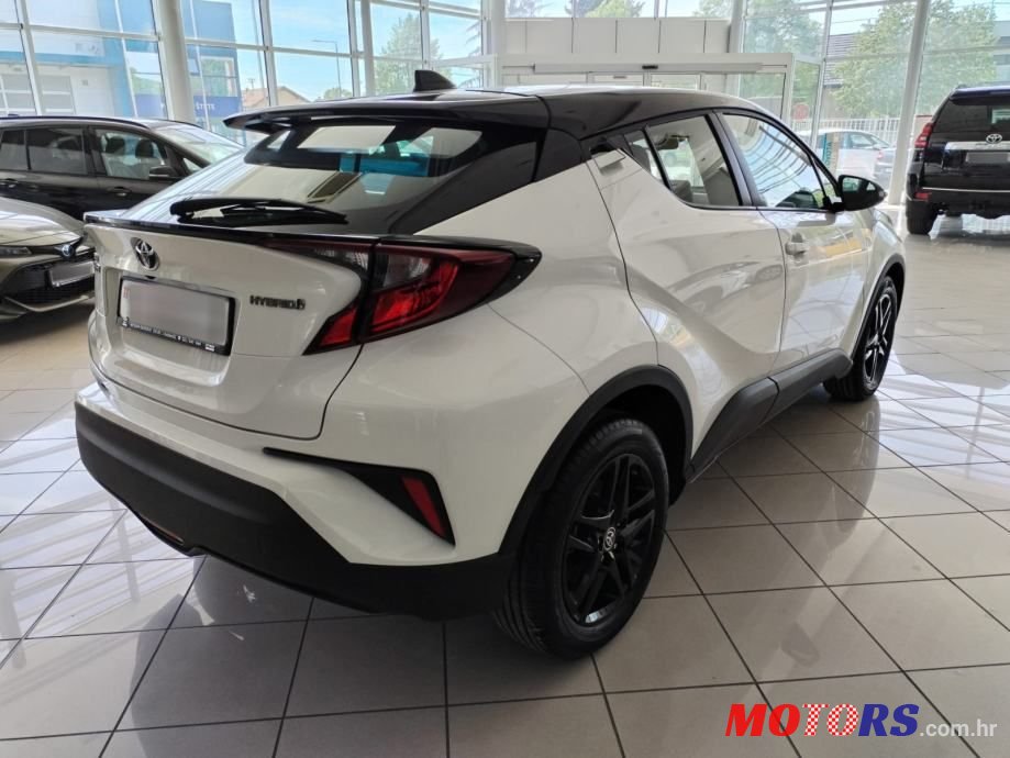2023' Toyota C-HR 1,8 photo #4