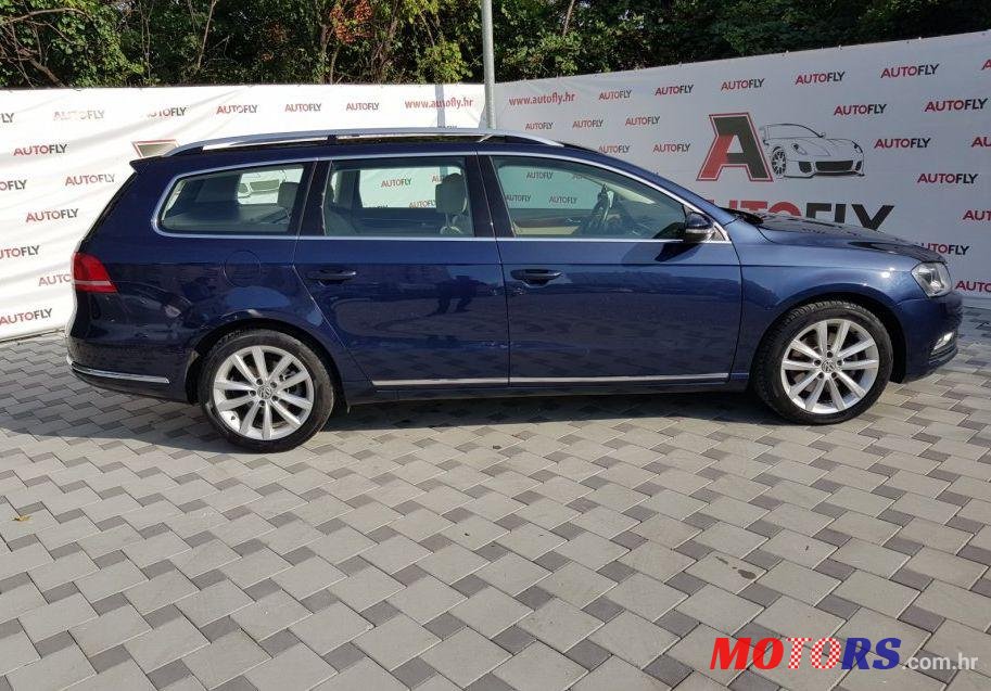 2013' Volkswagen Passat Variant 2,0 Tdi Bmt photo #2