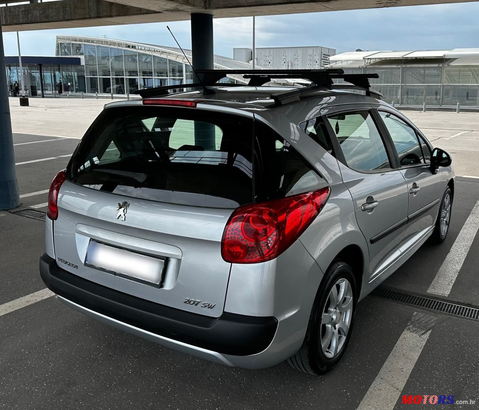 2009' Peugeot 207 Sw photo #4