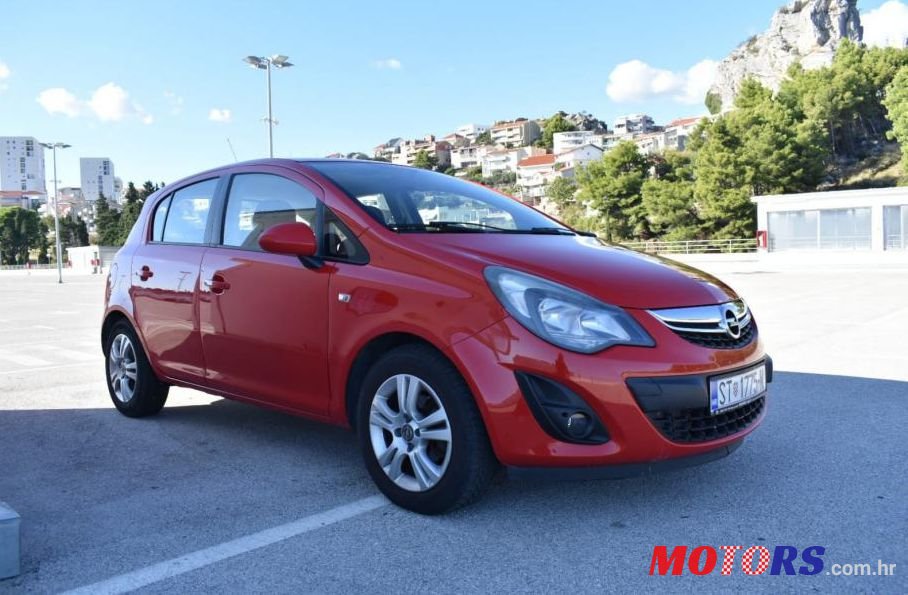 2014' Opel Corsa 1,3 Cdti photo #1