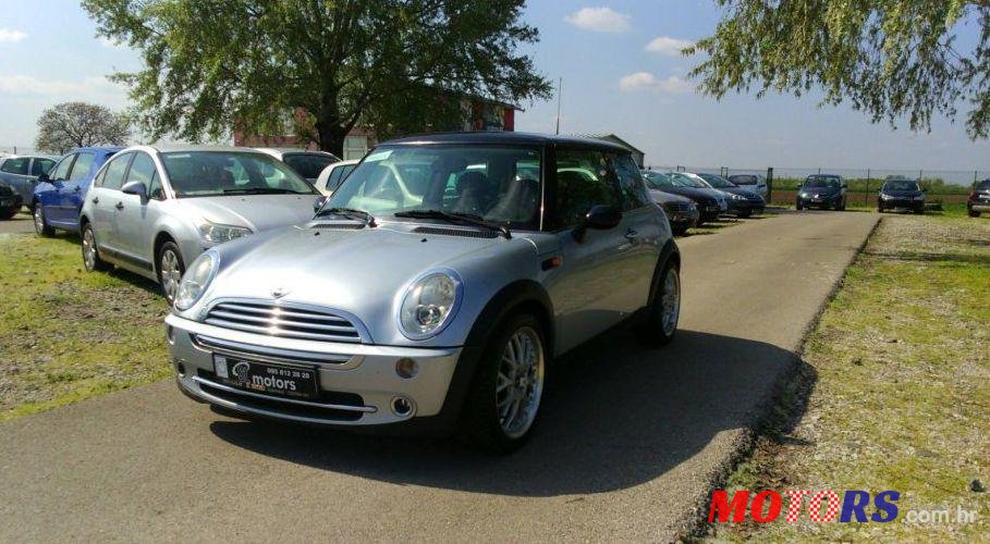2004' MINI Cooper Cooper photo #1