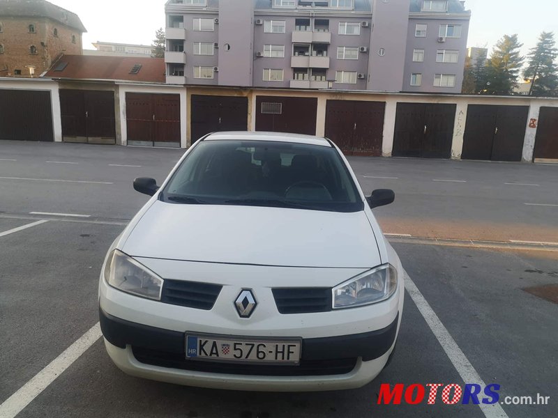 2004' Renault Megane photo #3