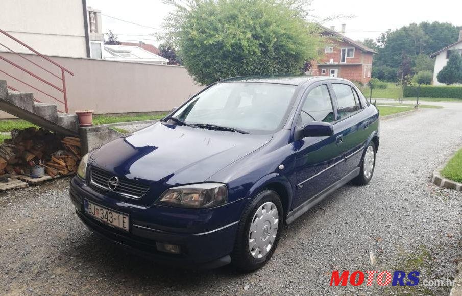 2003' Opel Astra 1,7 Dt photo #1