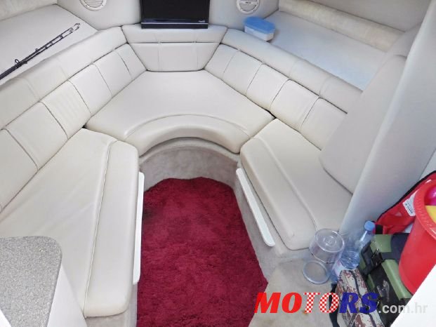 2002' Crownline 215 photo #3