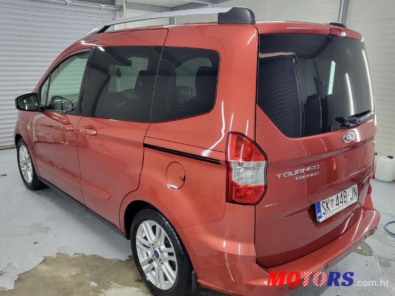 2017' Ford Tourneo Courier 1,0 photo #2
