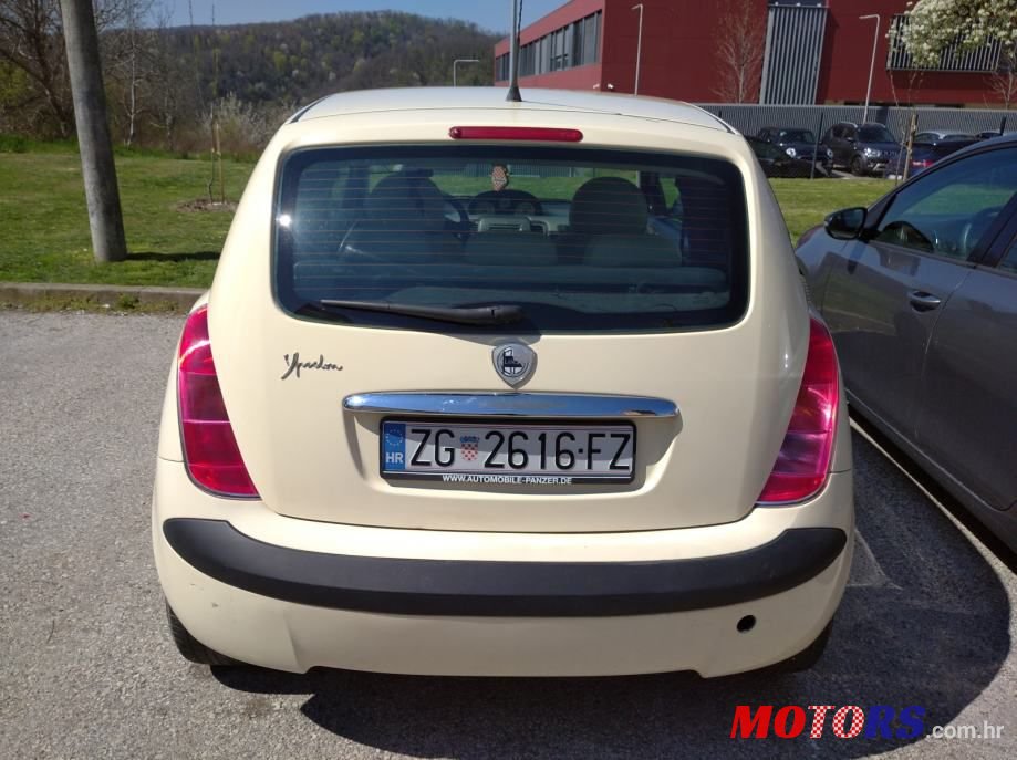 2004' Lancia Y photo #2