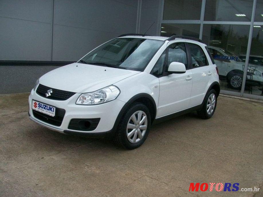 2013' Suzuki SX4 1,6 Glx photo #3