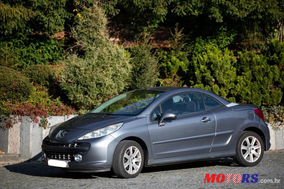 2009' Peugeot 207 1,6 photo #1