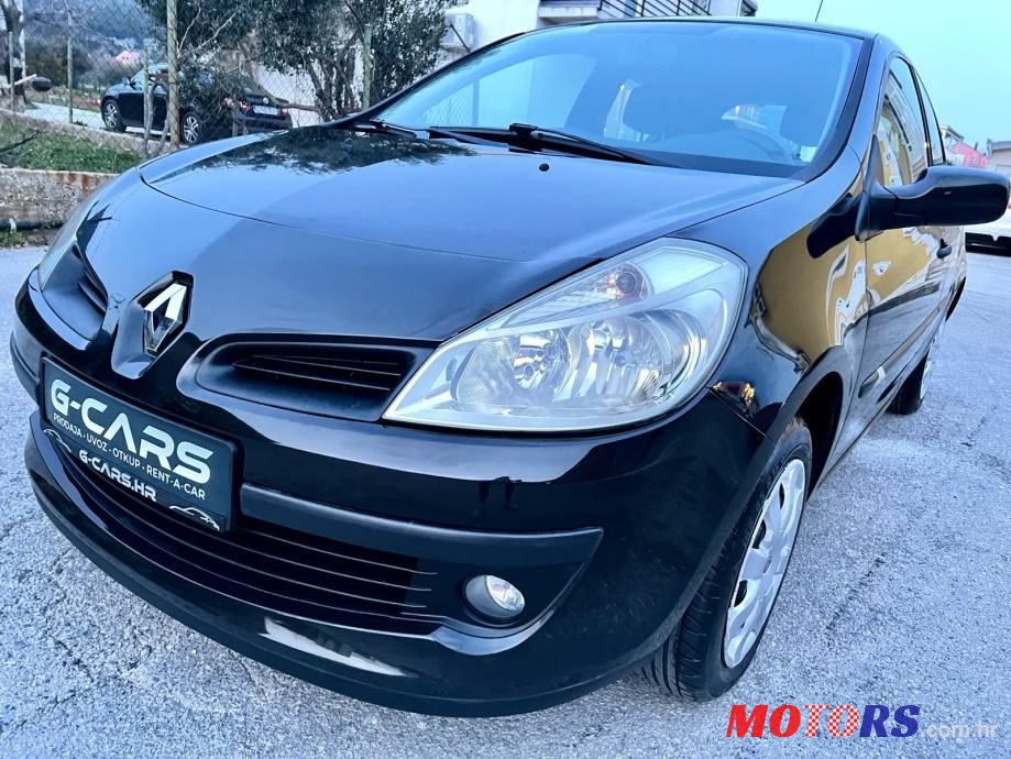 2008' Renault Clio 1,2 16V photo #3
