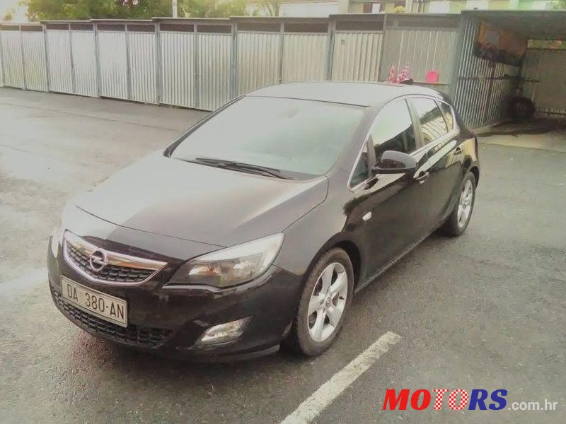 2010' Opel Astra 1,7 Cdti Sport photo #1