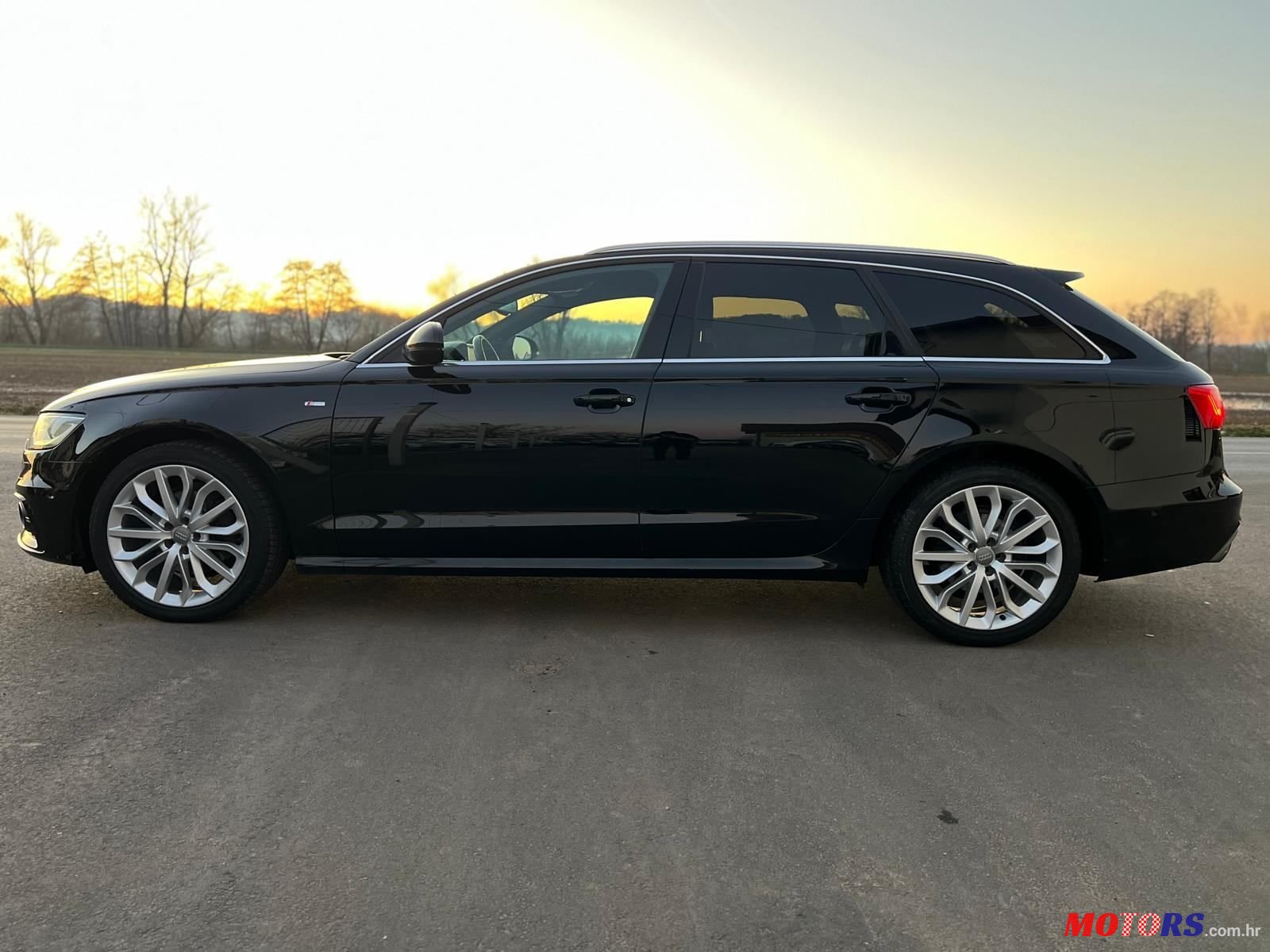 2014' Audi A6 Avant photo #5