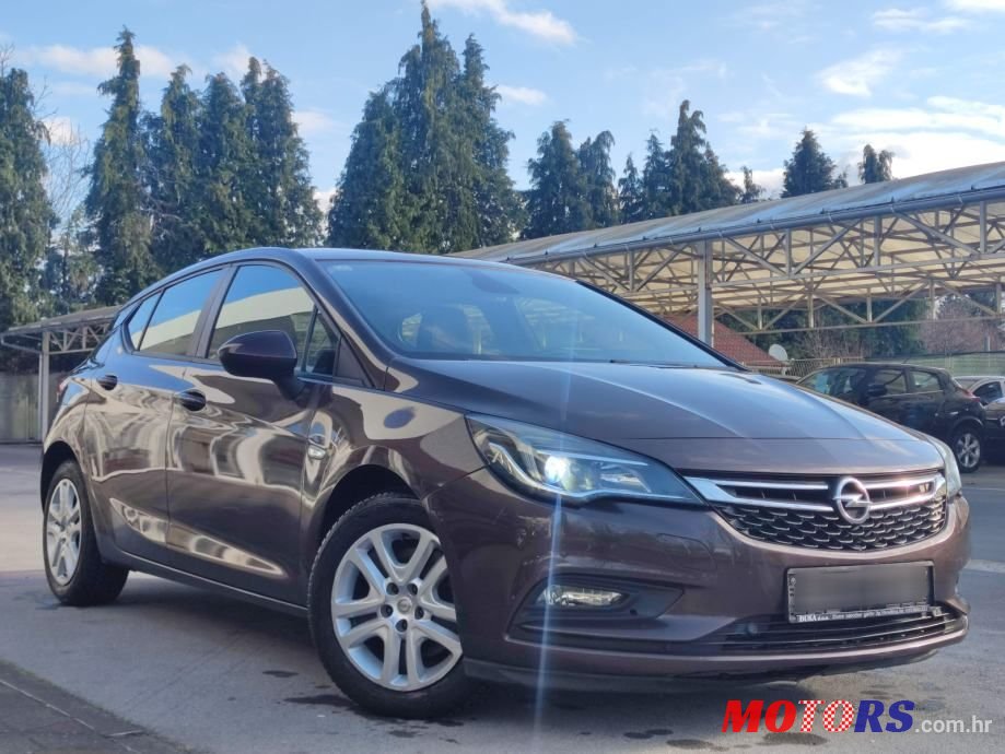 2016' Opel Astra 1.6 Cdti photo #1