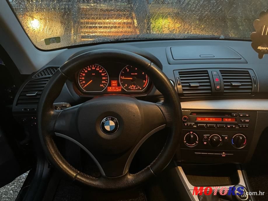 2008' BMW Serija 1 118D photo #5