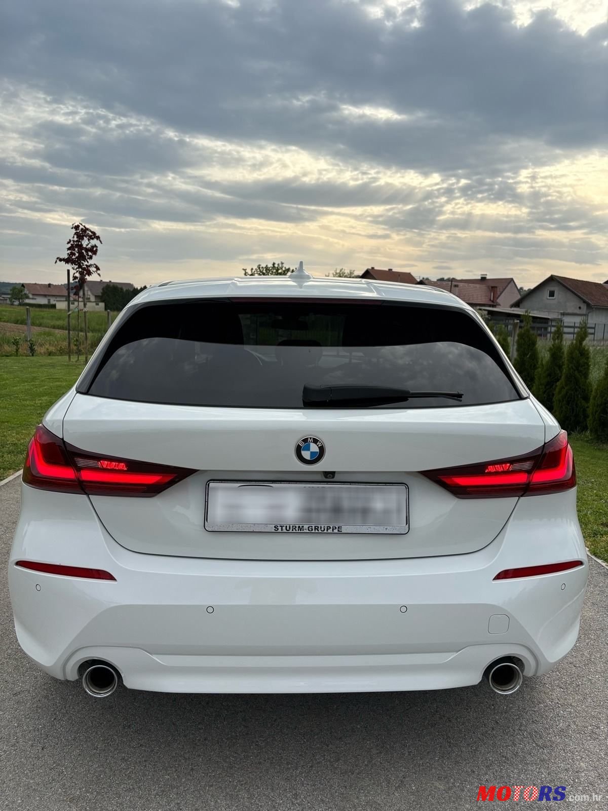 2020' BMW Serija 1 118D photo #4