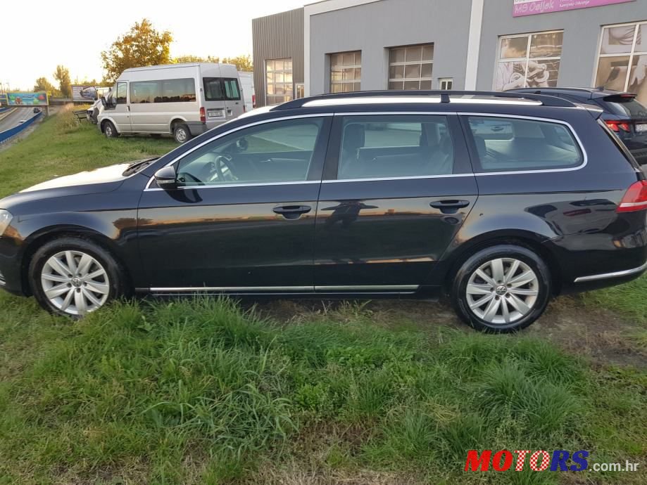 2012' Volkswagen Passat Variant photo #5