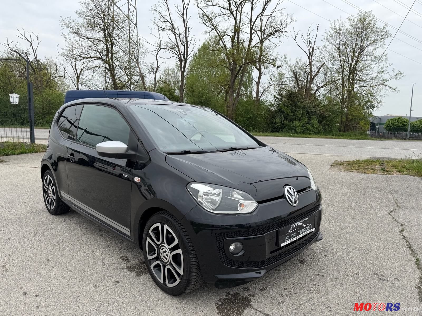 2015' Volkswagen Up! 1,0 Up! photo #2
